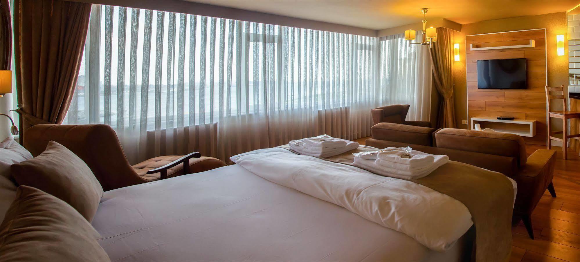 Melek Hotels Moda Istanbul Exterior foto